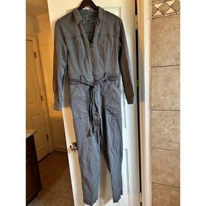 Target Universal Thread chambray denim gray jumpsuit size 8 zipper stretch sash